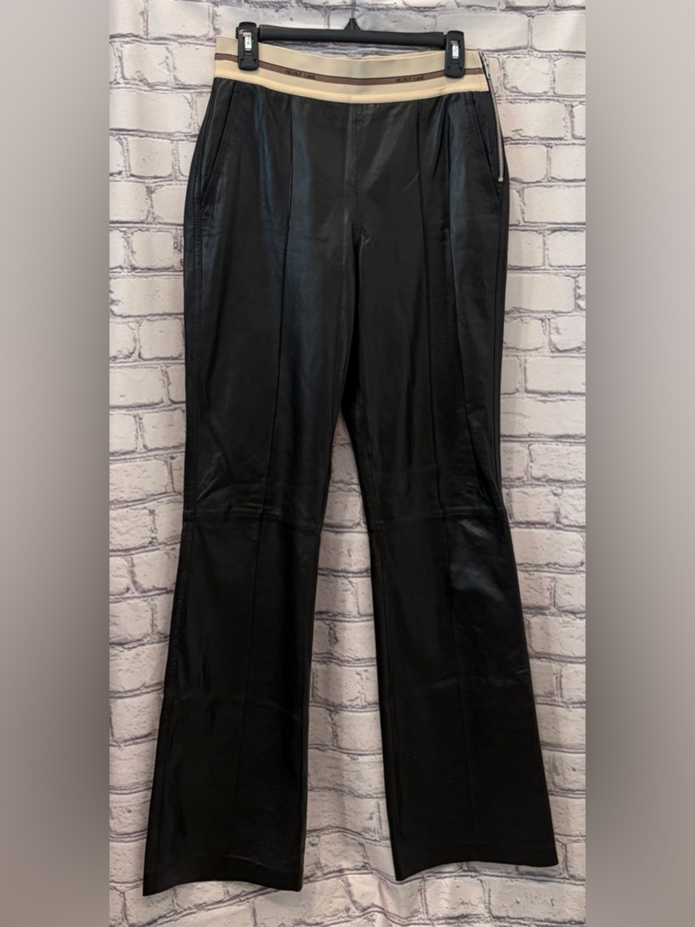 Helmut Lang:6 Women's Black Leather Jeans Zip Pockets Not Lined Excellent Cond.